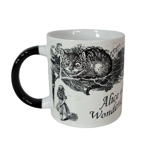 Alice in Wonderland Cheshire Cat Mug Disappearing Unemployed Philosophers 2015 - Picture 1 of 10